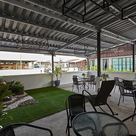 Le Bonheur Poshtel Hostel Bangkok Luaran gambar