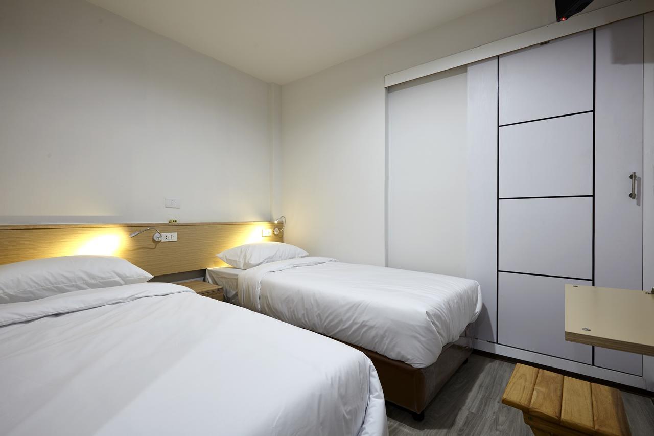 Le Bonheur Poshtel Hostel Bangkok Luaran gambar