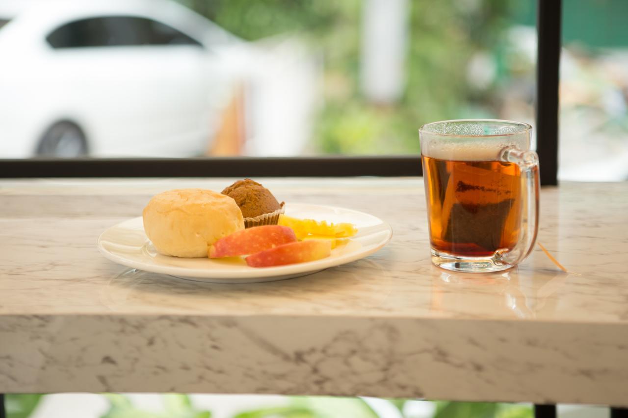 Le Bonheur Poshtel Hostel Bangkok Luaran gambar
